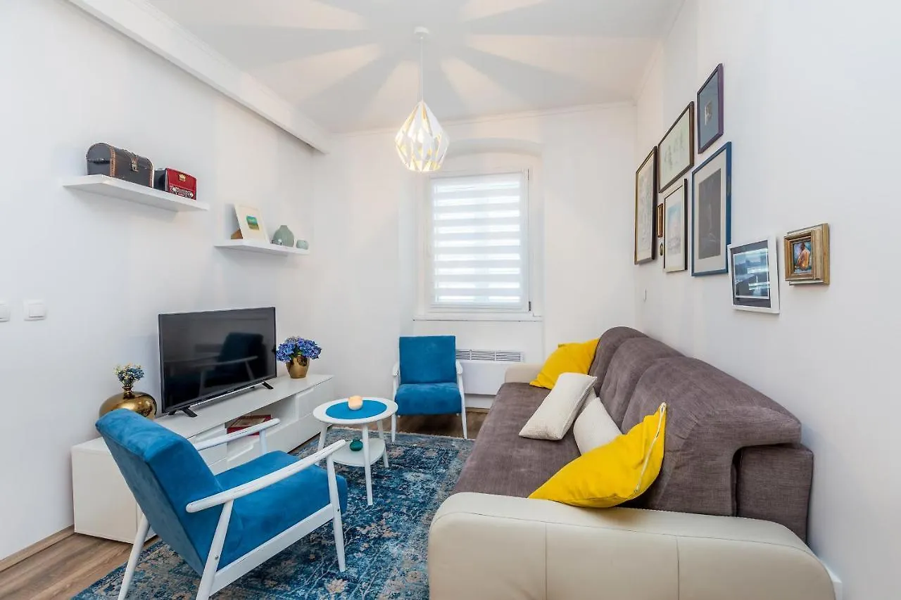 Apartment Sabo Rijeka 0*,  Croatia